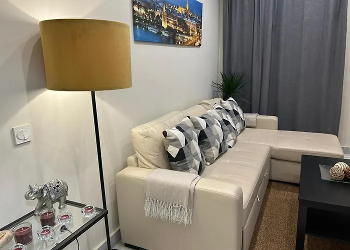 Apartamento Fibes-Congresos Parking Gratis